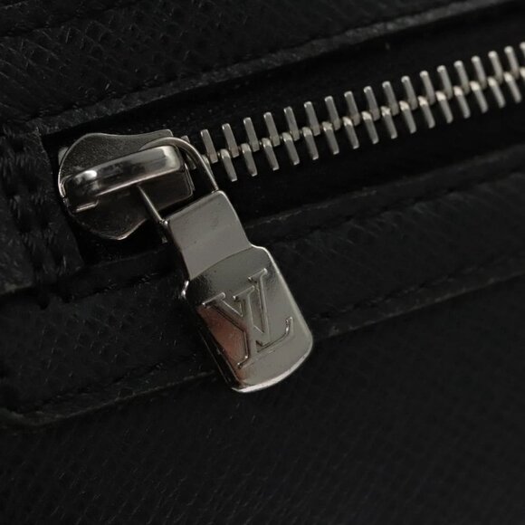 LOUIS VUITTON Taiga Pavel Clutch Bag Ardoise M32902 LV Auth nb211 - Picture 8 of 16